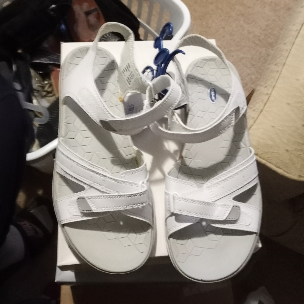 Shoes - Picture 5 of 14